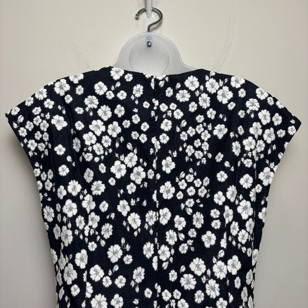 Club Monaco Black White Floral Jacquard Fit & Flare Vneck Mini Dress Womens‎ 6 - Picture 6 of 9